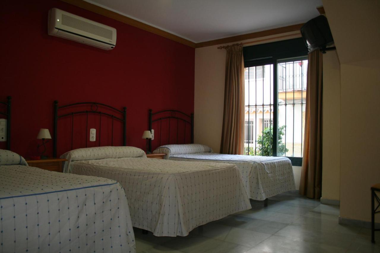 Hostal El Molino มาร์เบยา ภายนอก รูปภาพ